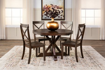 Picardy Round Dining Table
