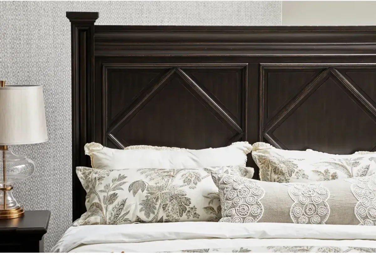 Magnus Midnight Queen Bed