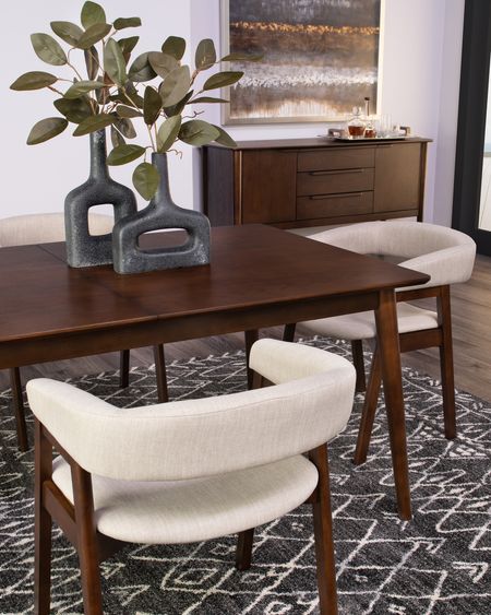 Skyline Table With 4 Chairs