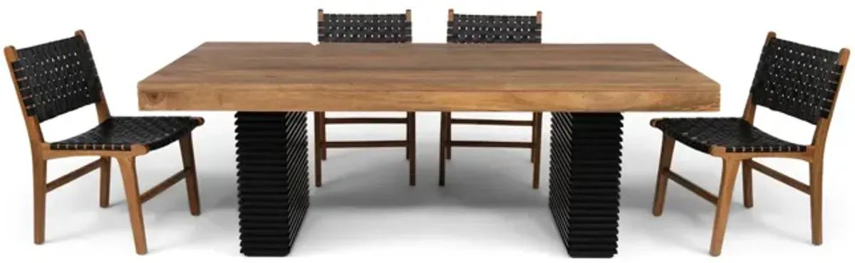 Kieren Dining Table With 4 Dale Chairs