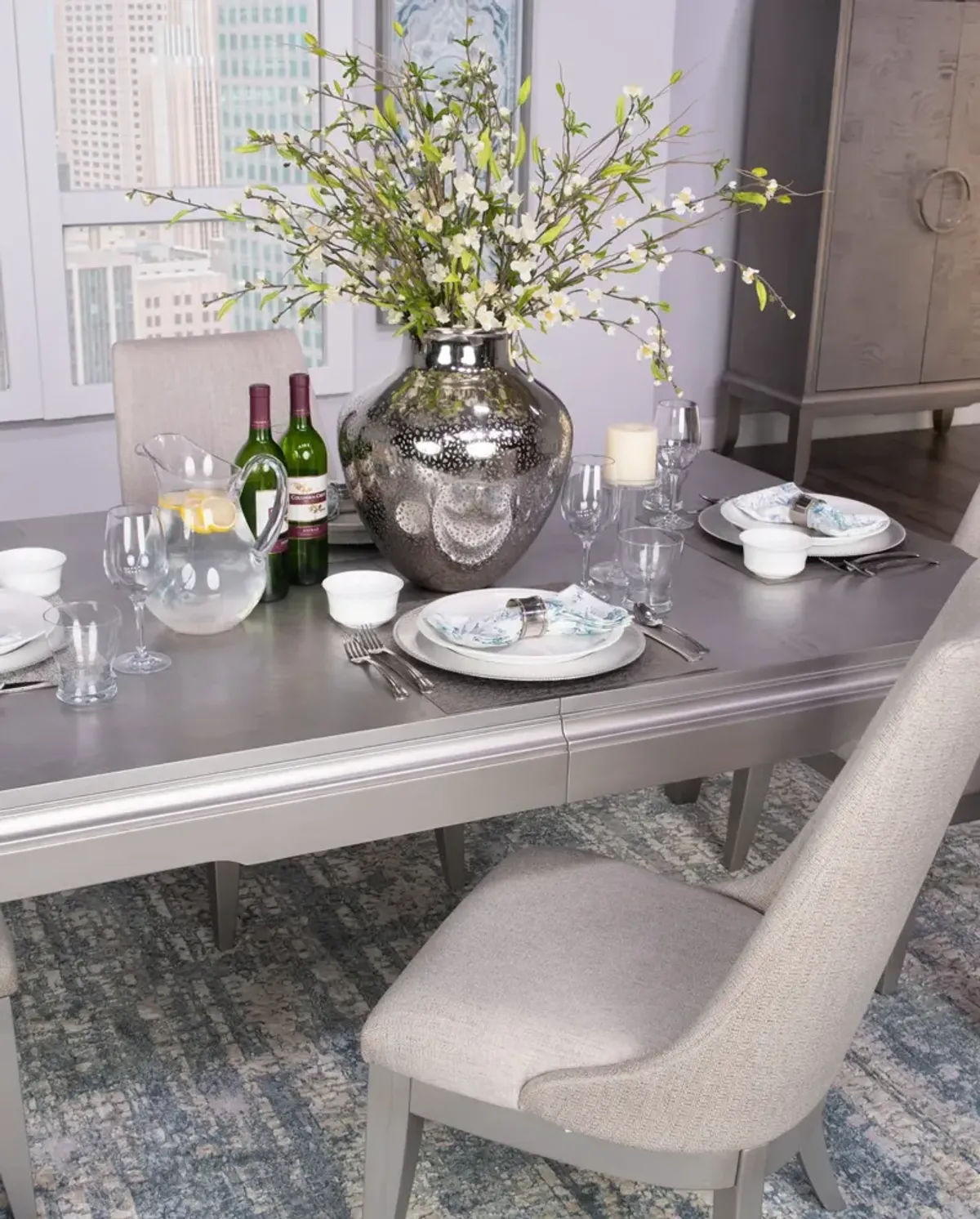 Montage Dining Table With 4 Chairs