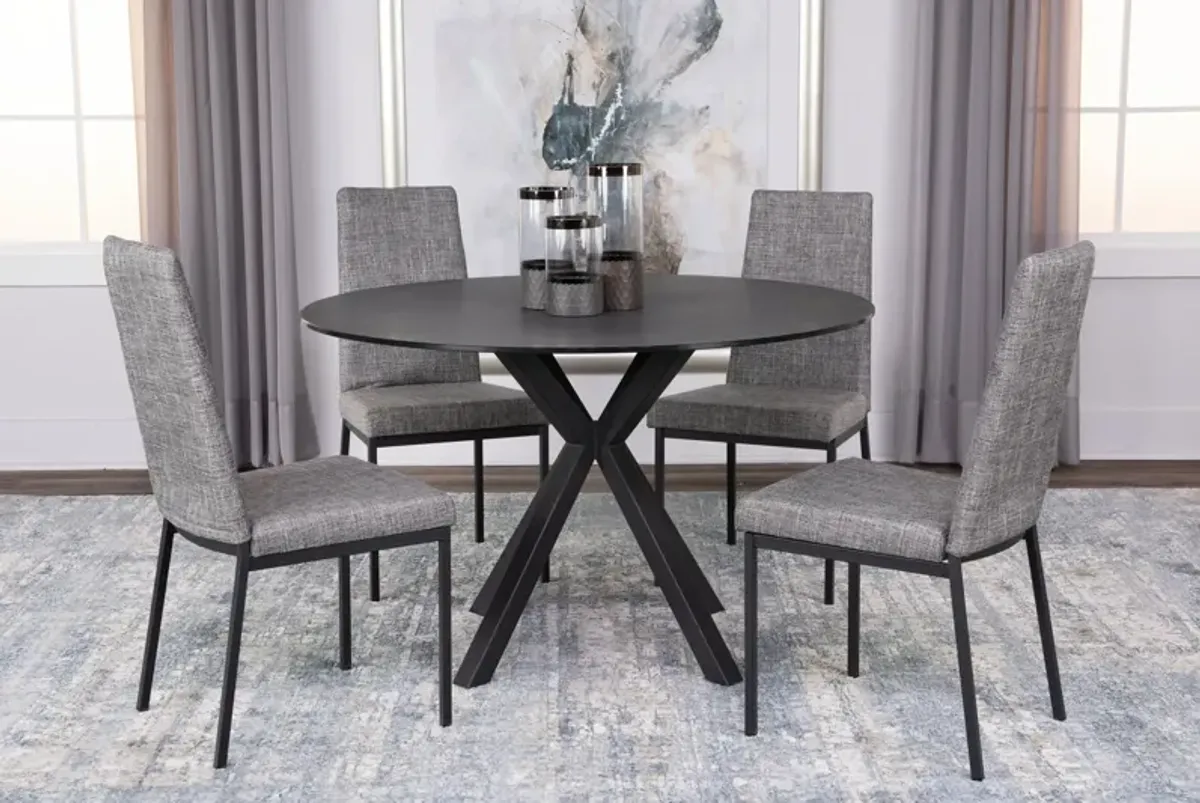 Asterisk Dining Table With 4 Linea Chairs