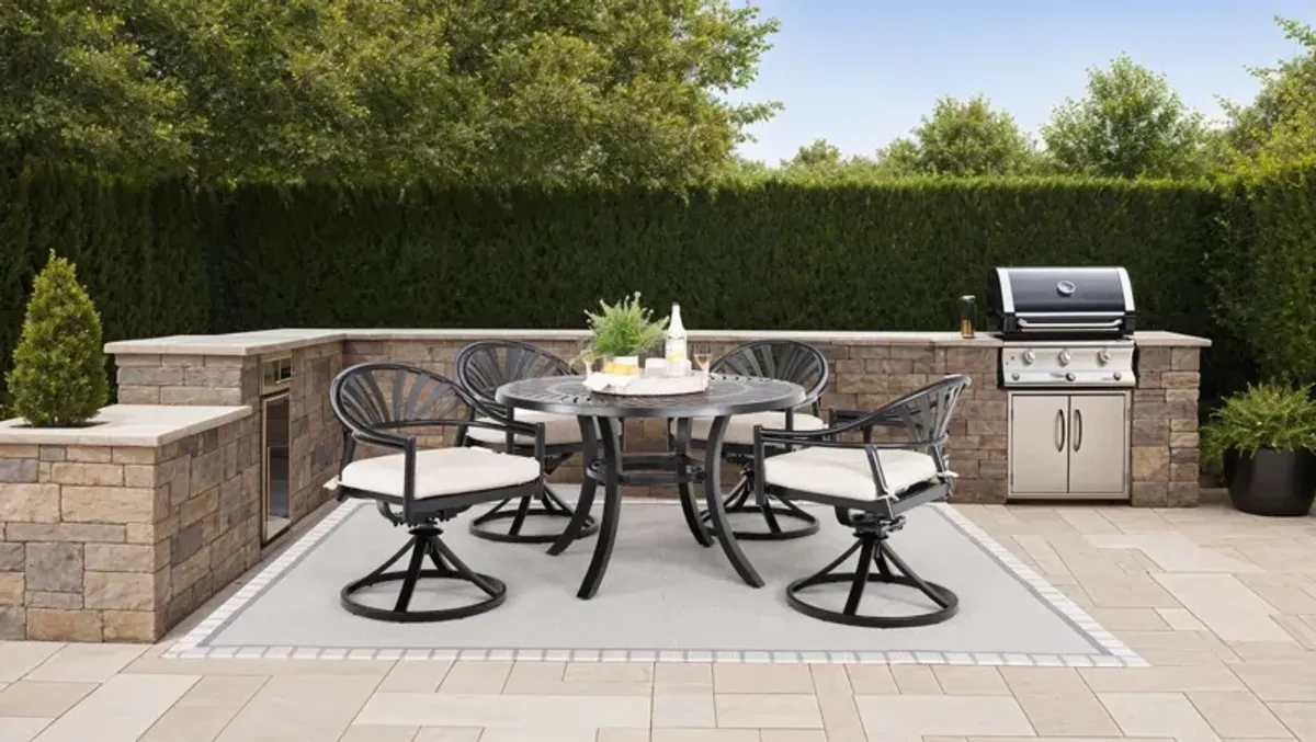 Wind 5 Piece Patio Dining Group