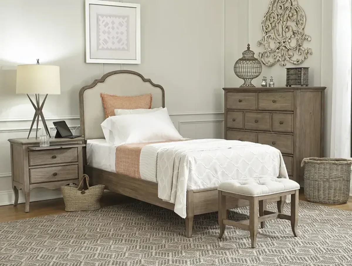Delilah Mink King Bedroom Suite With Chesser And 2 Drawer Nightstand