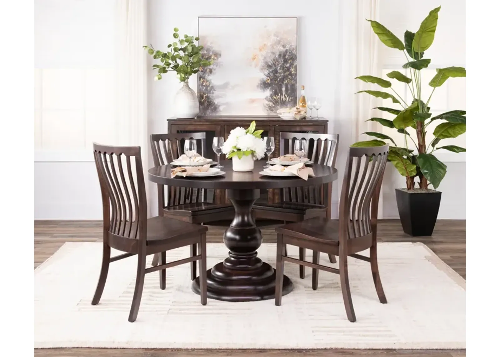 Corbella Round Table With 4 Chairs