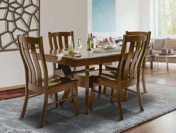 Covina Table With 4 Covina Homestead Chairs