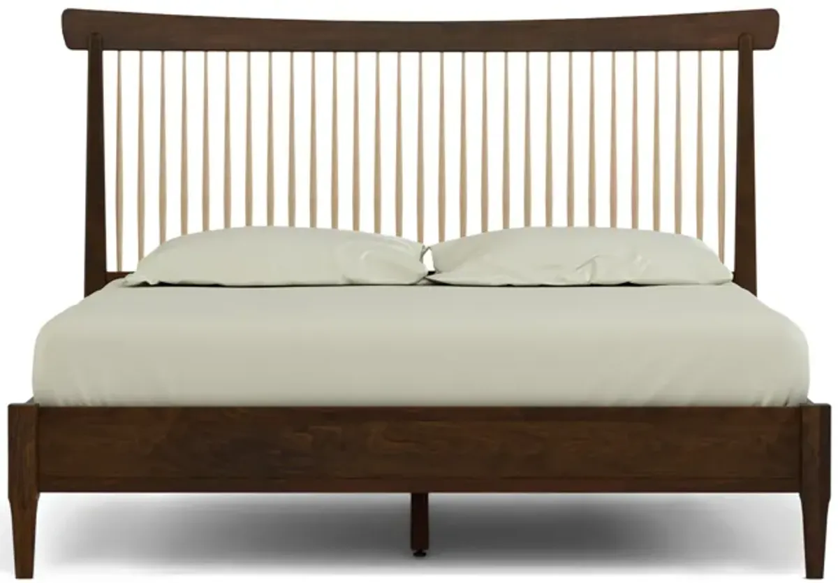 Hudson Valley King Spindle Bed