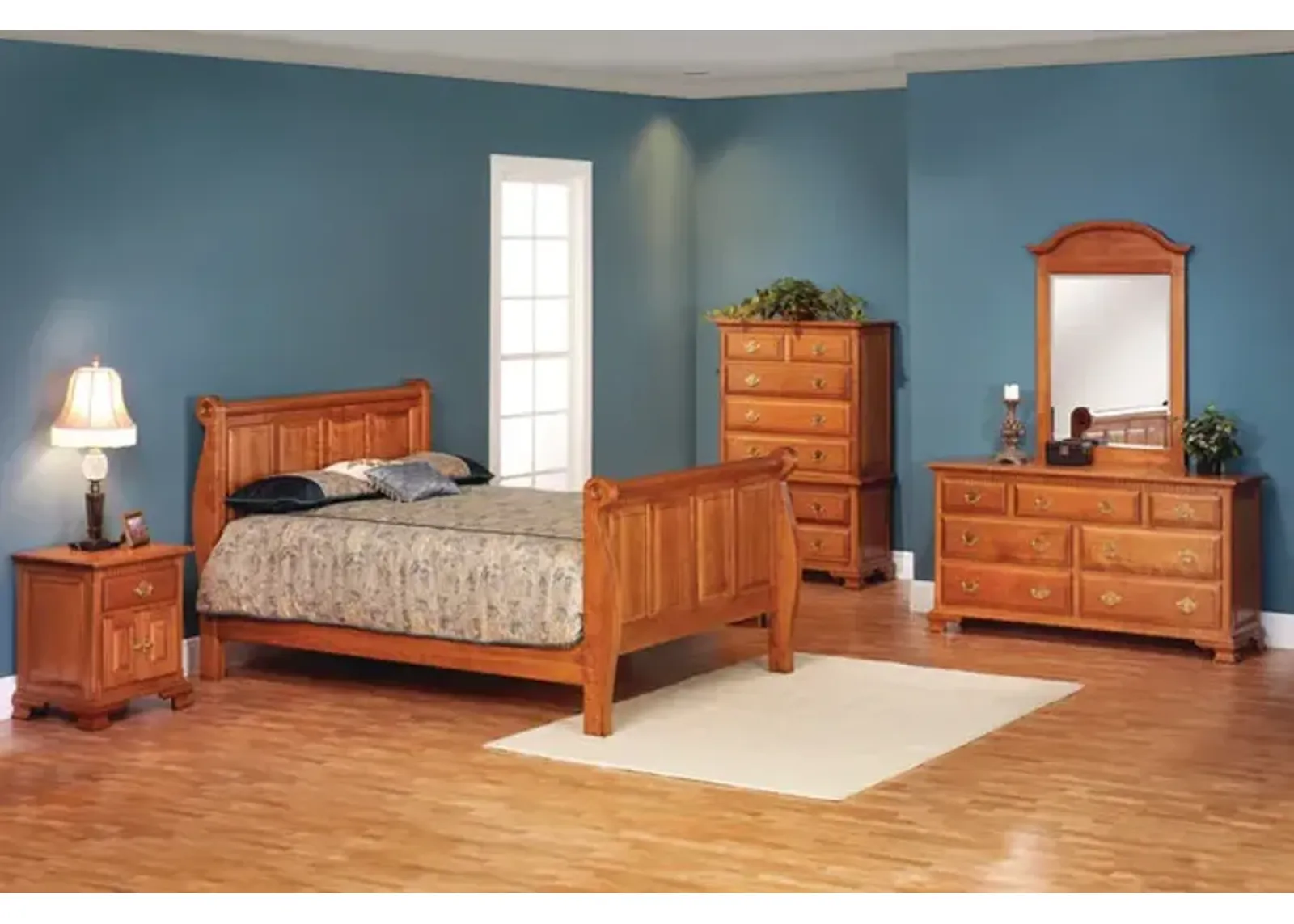 Victoria s Tradition Queen Sleigh Bedroom Suite