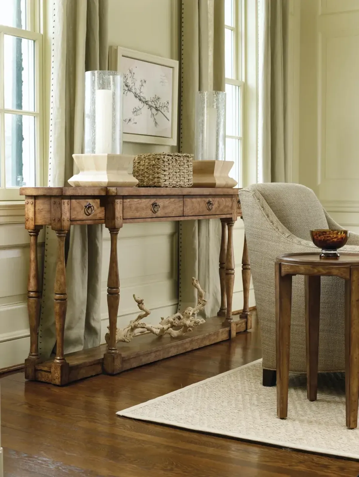 Hooker Furniture Sanctuary 4-Drawer Thin Drift Console Table