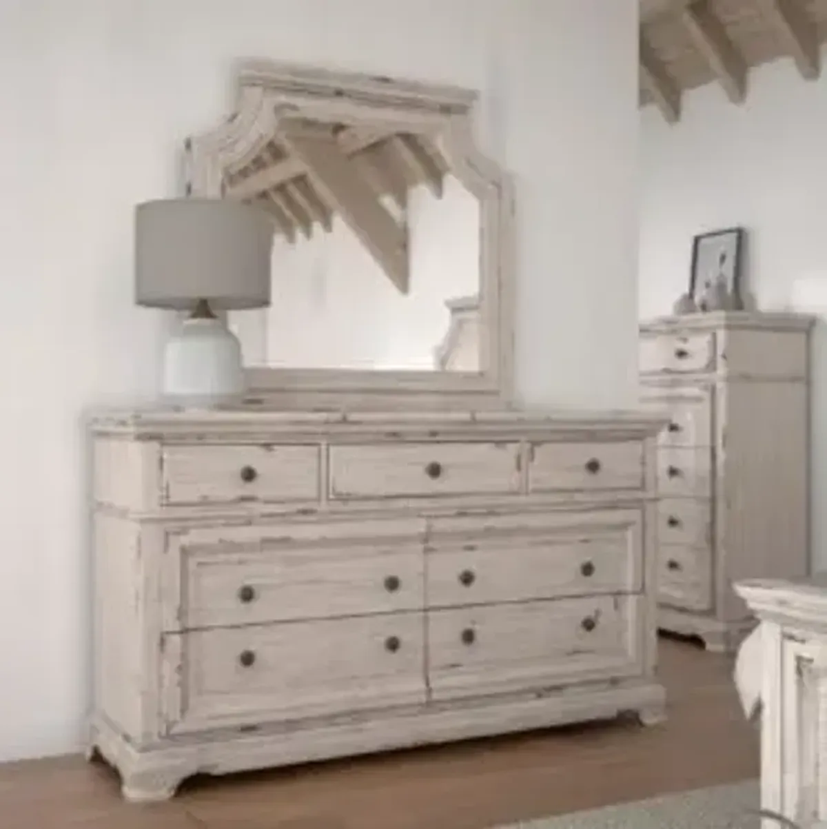 American Woodcrafters Providence 7-Drawer Dresser in Antique White