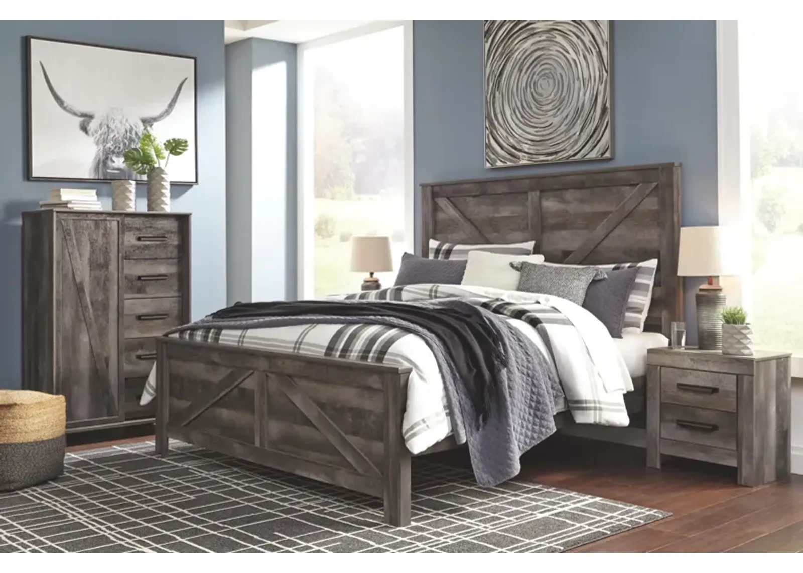 Wynnlow Gray King Crossbuck Panel Bed