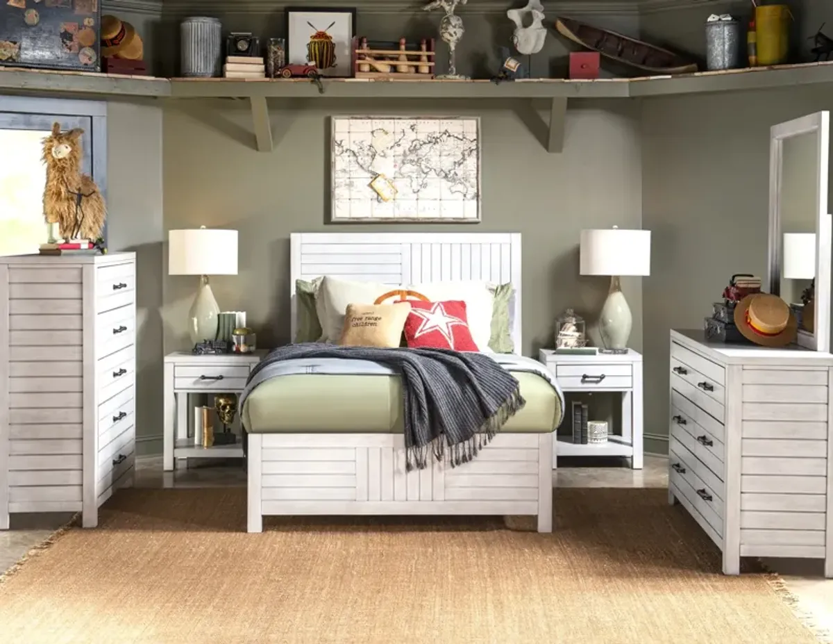 Legacy Classic Summer Camp Gray Complete Panel Bed Full White Finish