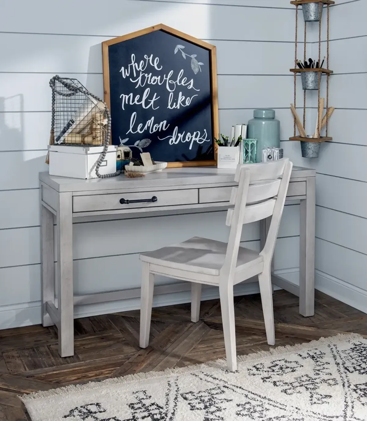 Legacy Classic Kids/Teens Summer Camp Gray White Finish Writing Desk