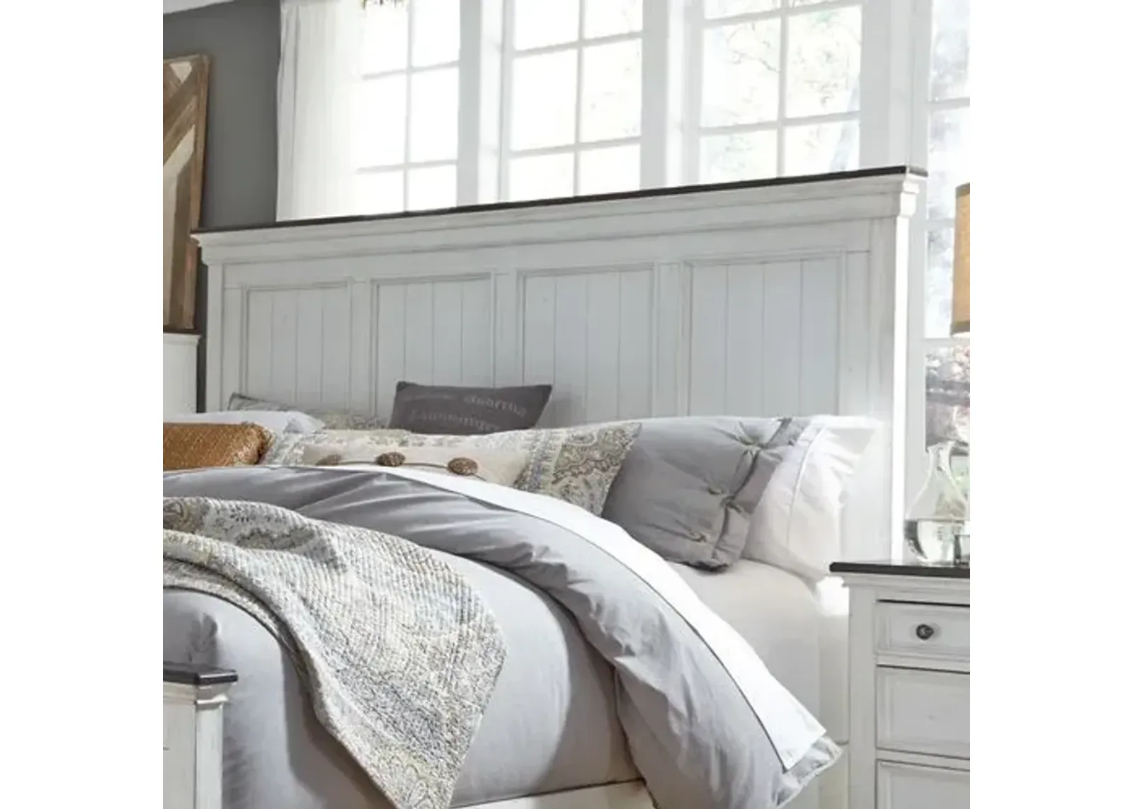 Liberty Furniture Allyson Park Wire Brushed White Queen Panel Headboard