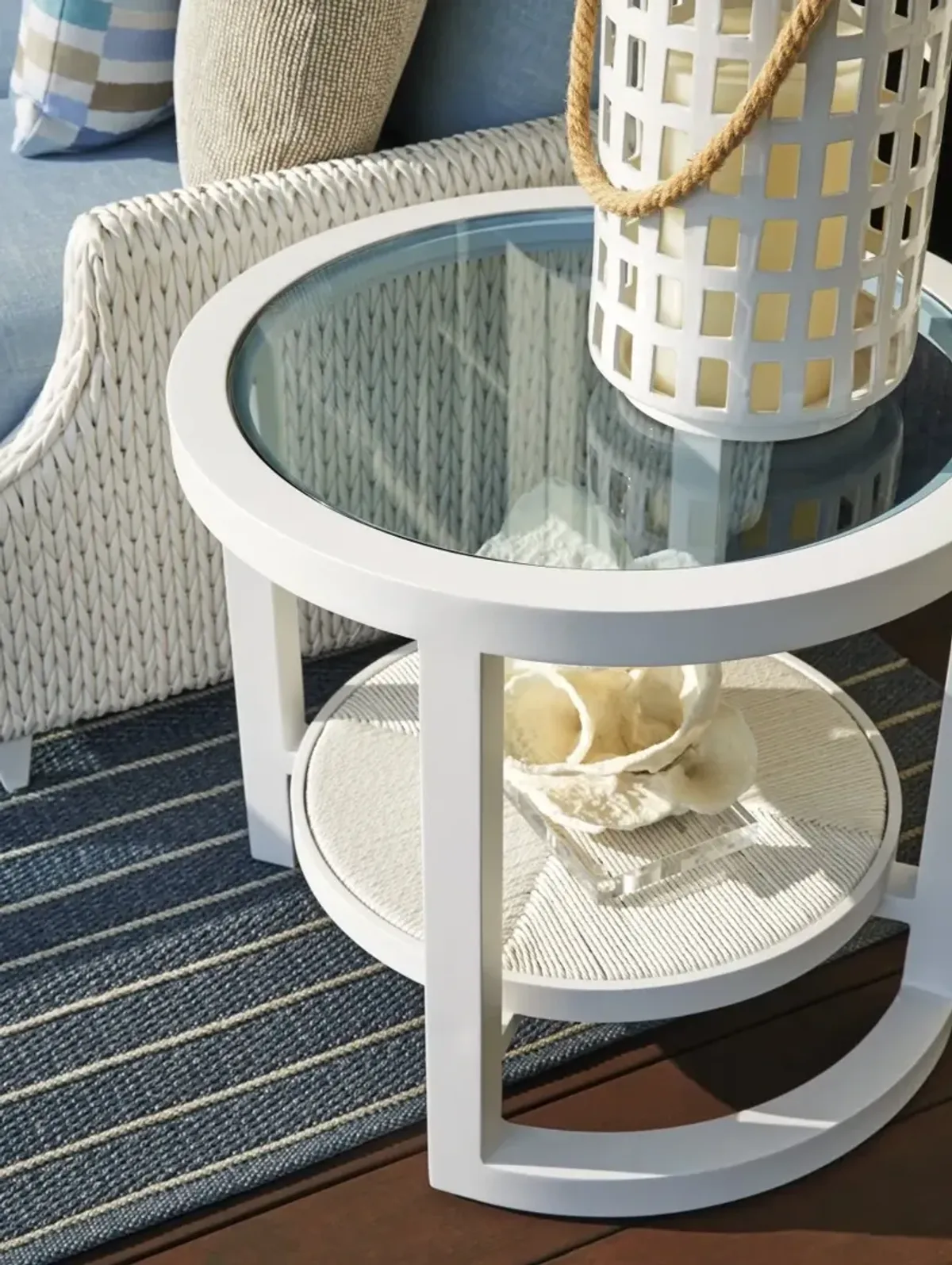 Tommy Bahama Outdoor by Lexington Ocean Breeze Promenade Round End Table