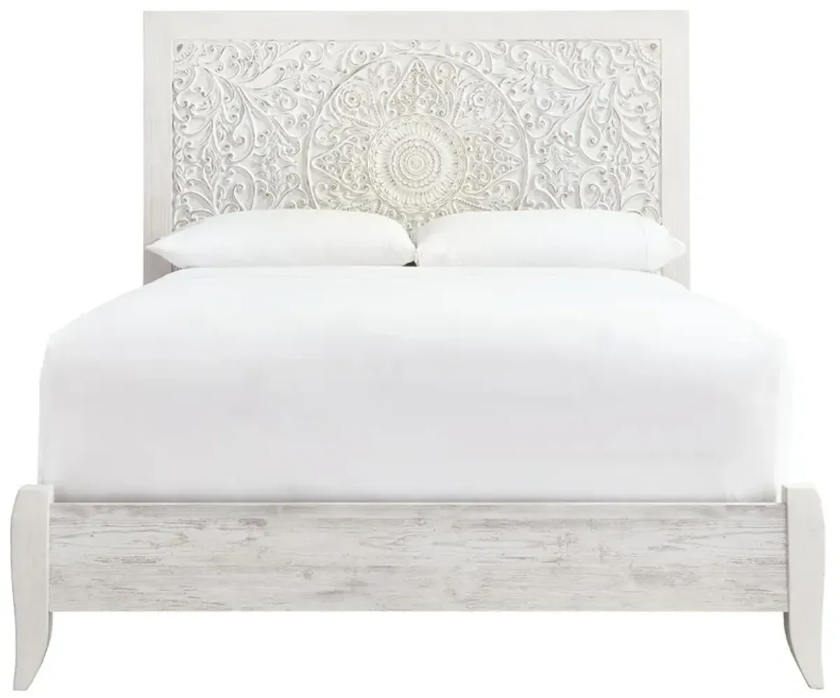 Ashley Paxberry Whitewash Queen Panel Bed