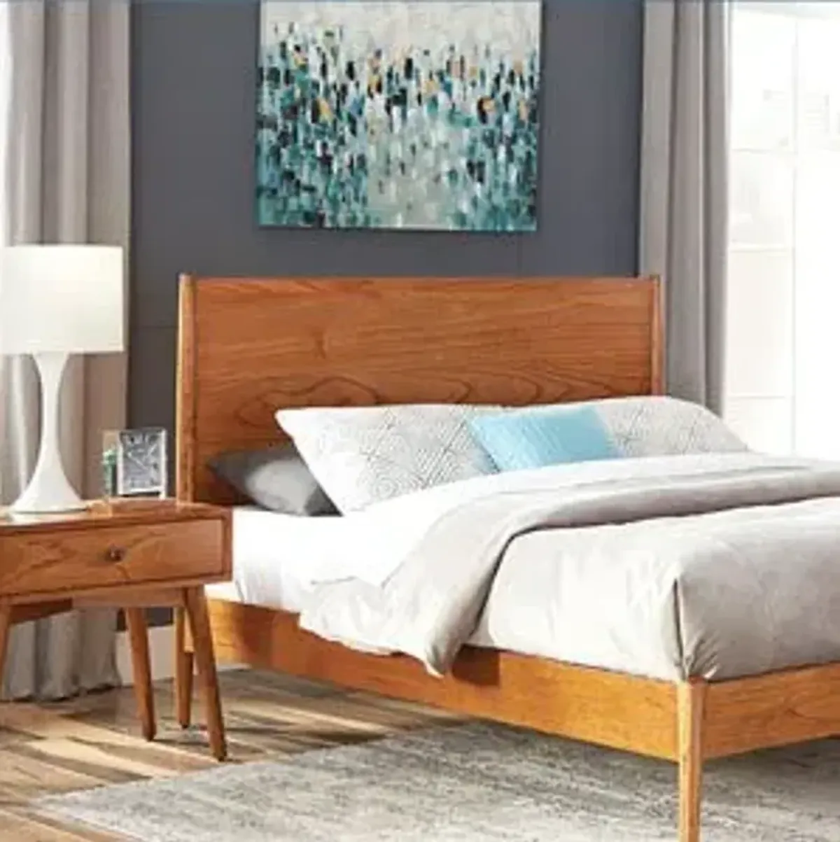 Sunny Designs American Modern Cinnamon Queen Bed