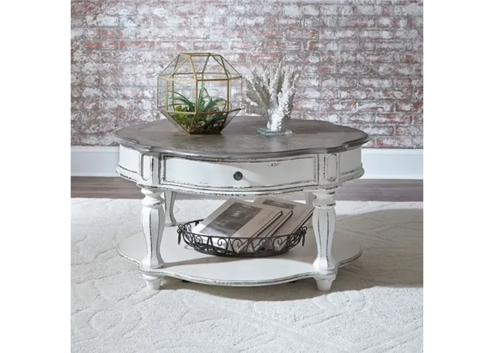 Liberty Furniture Magnolia Manor Antique White 1-Drawer Round Cocktail Table