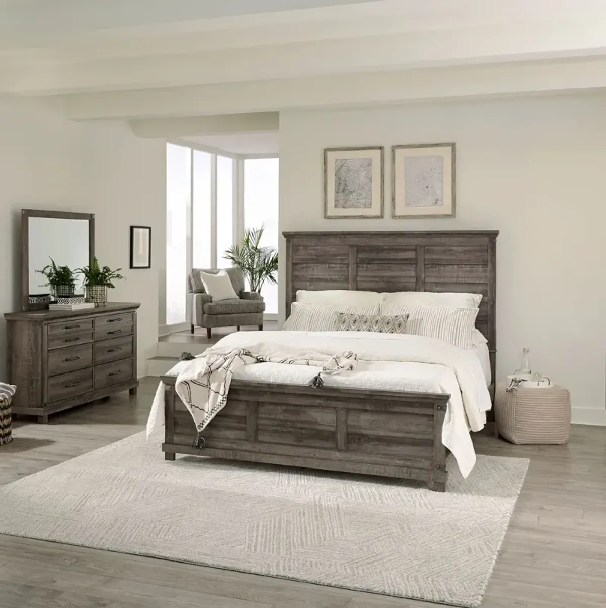 Liberty Furniture Complete Queen Bedroom Set Panel Bed, Dresser & Mirror Lakeside Haven