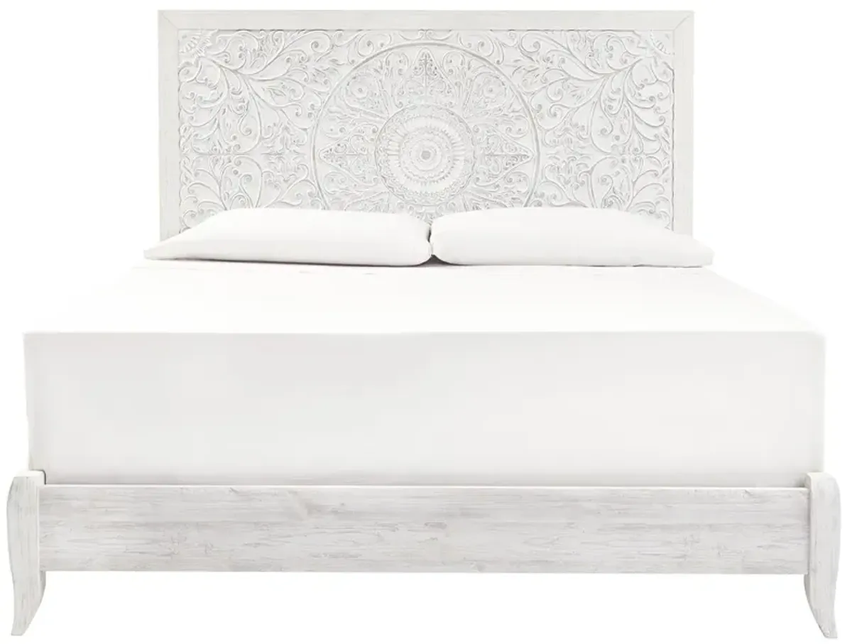 Ashley Paxberry Whitewash King Panel Bed