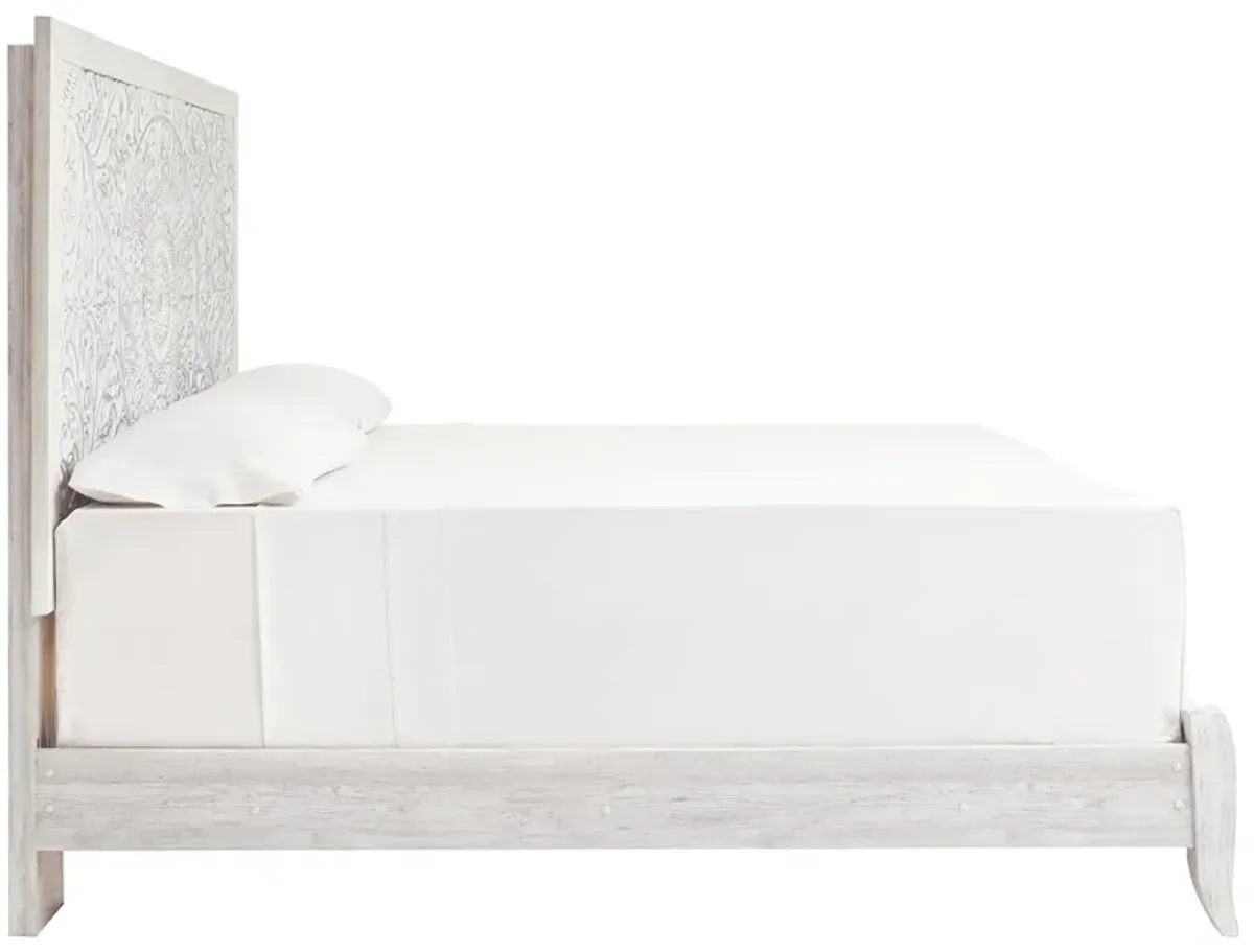 Ashley Paxberry Whitewash King Panel Bed