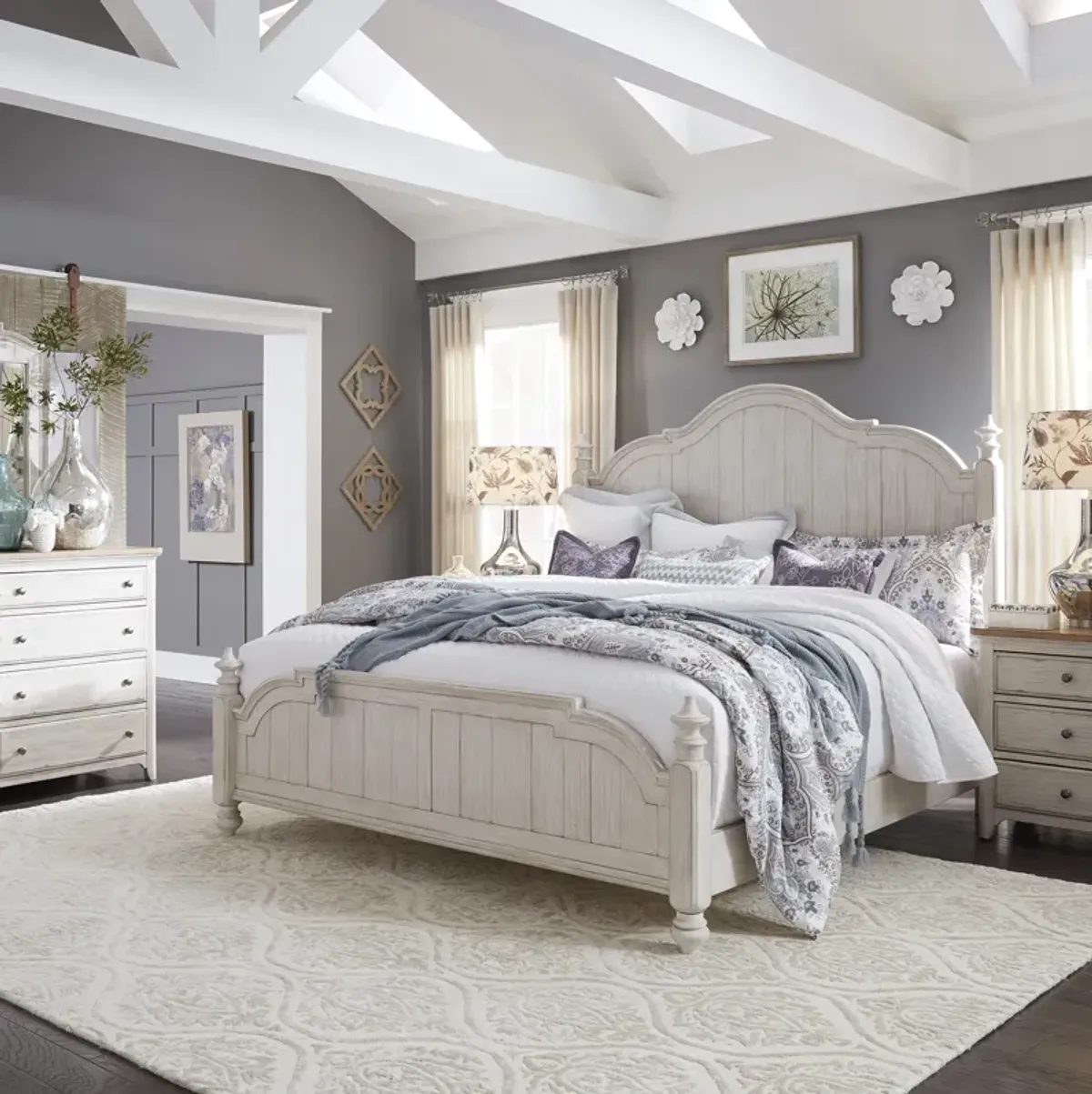 Liberty Furniture Complete King Bedroom Set Poster Bed, Dresser, Mirror & Nightstand Farmhouse Reimagined