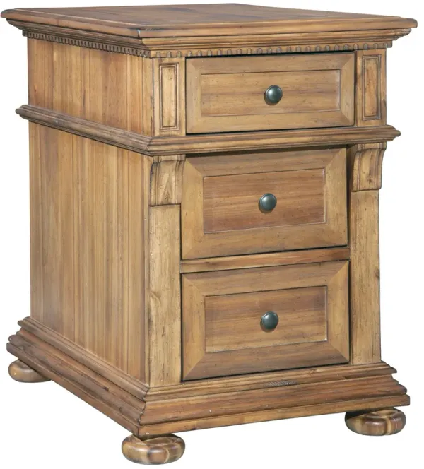 Hekman Accent Chairside 3-Drawer Chest Oak/Natural Wellington Hall