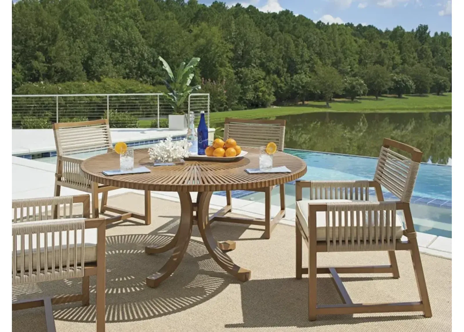 Tommy Bahama Outdoor by Lexington St. Tropez Round Dining Table