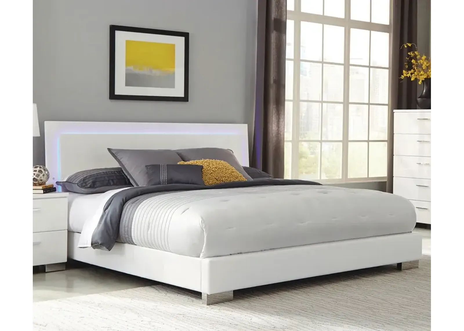 Coaster Felicity Wood King Led Panel Bed White High Gloss