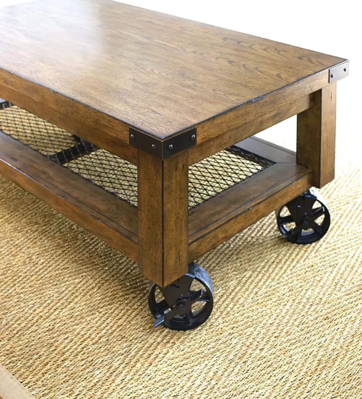 Steve Silver Hailee Cocktail Table With Casters In Antique Oak