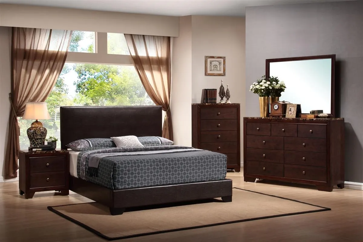 CONNER FULL UPHOLSTERED BED