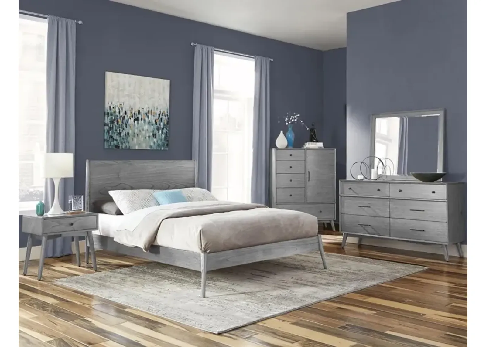 Sunny Designs American Modern Grey Chest