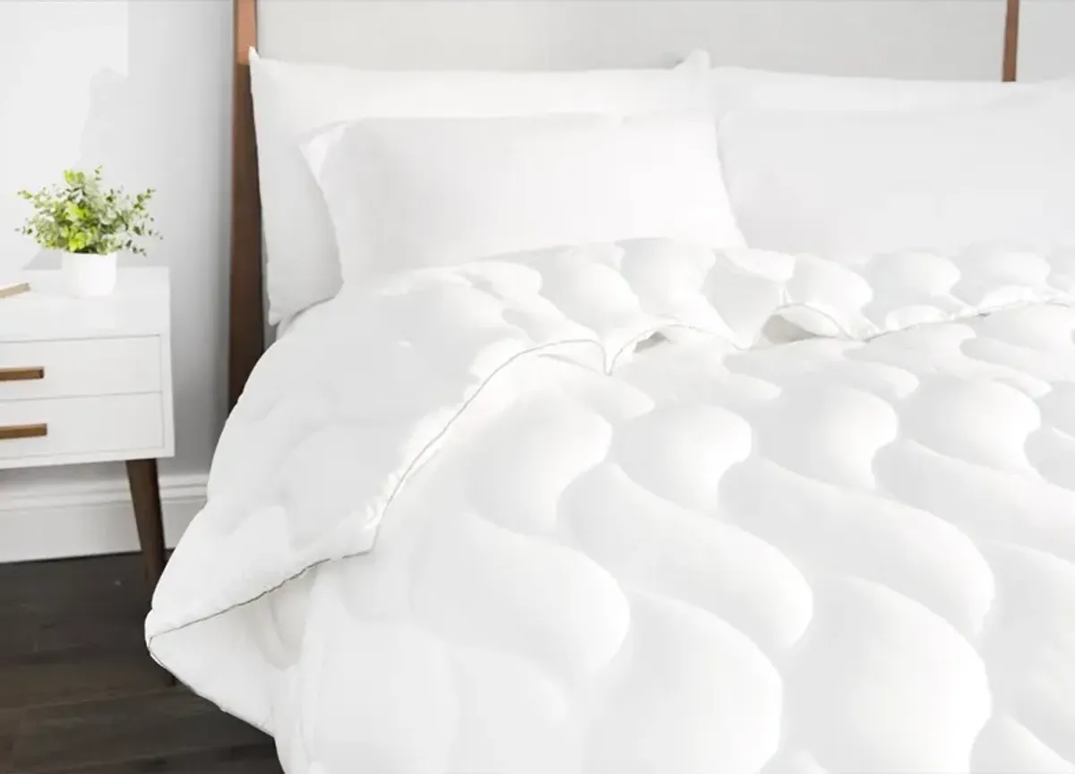 Bedgear Full/Queen Light Weight Performance Comforter