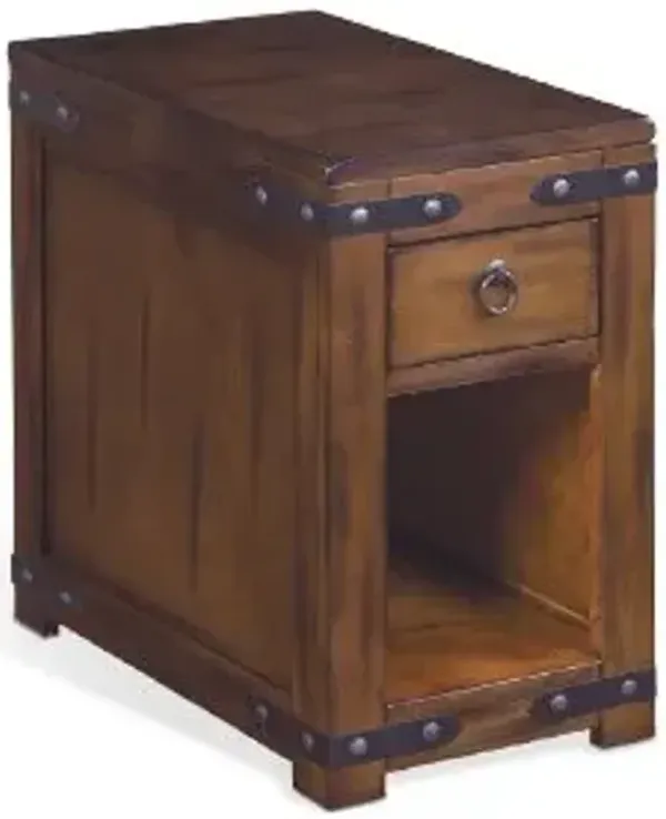 Sunny Designs Santa Fe Dark Chocolate Chair Side Table