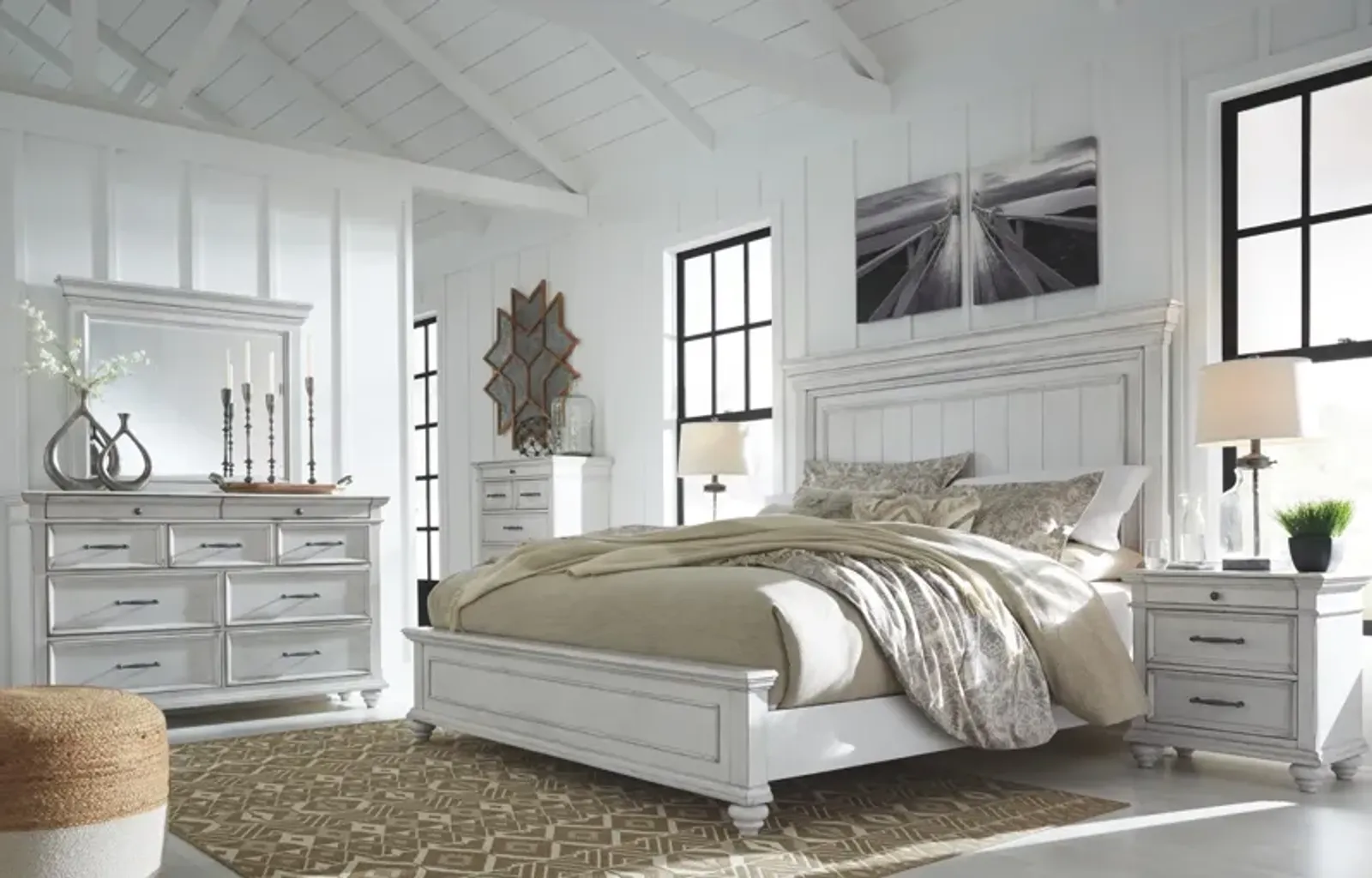 Ashley Kanwyn King Panel Bed Whitewash