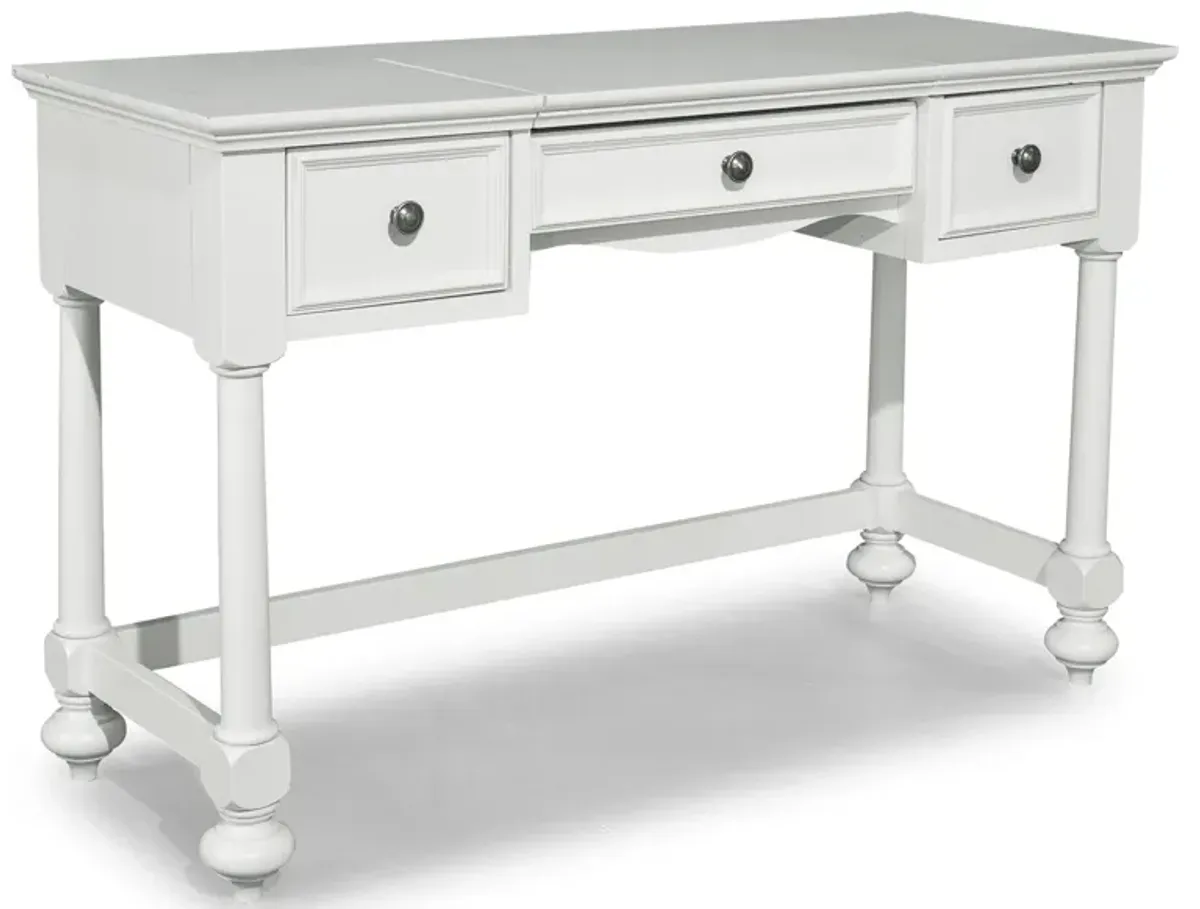 Legacy Classic Madison Desk