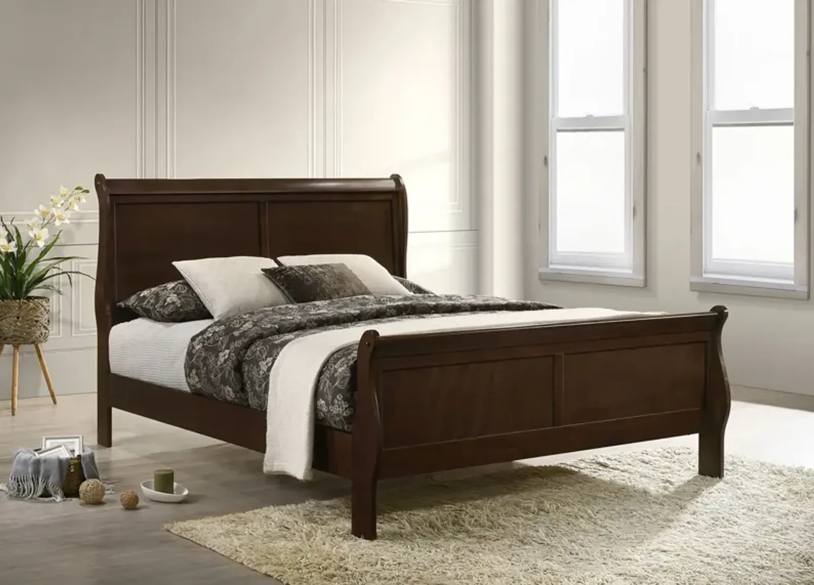 Coaster Louis Philippe Wood Queen Sleigh Bed Cappuccino