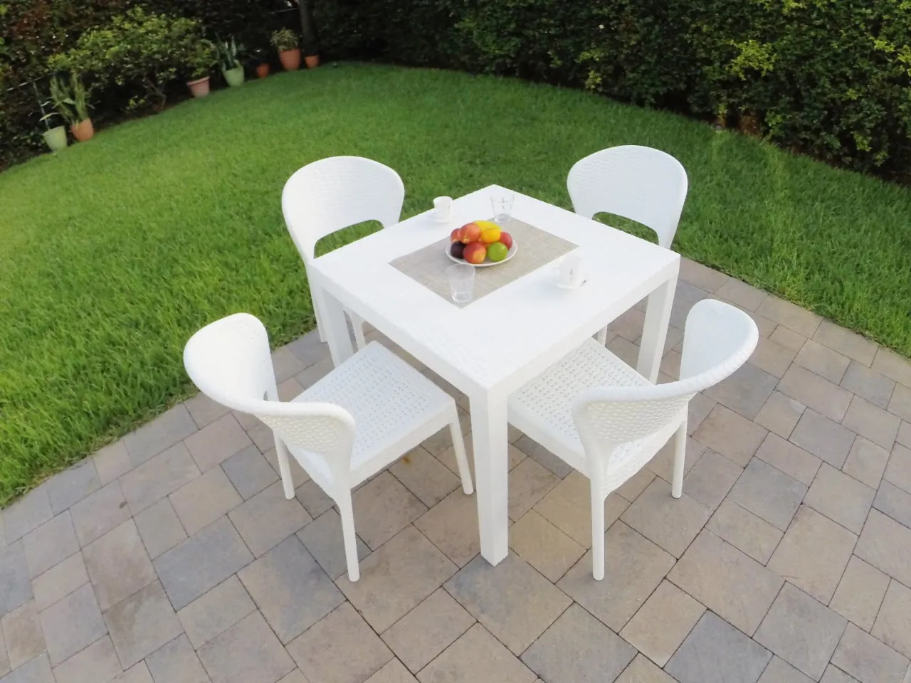 DAYTONA WICKERLOOK SQUARE DINING SET 5-PC WHITE WITH SIDE CHAIRS