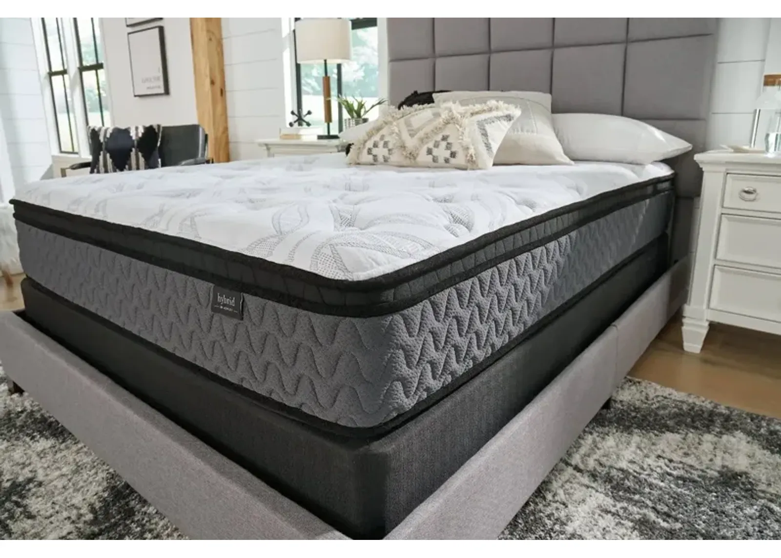 Hudson's Furniture Exclusive Maria 12 Series Hybrid Mattress Twin