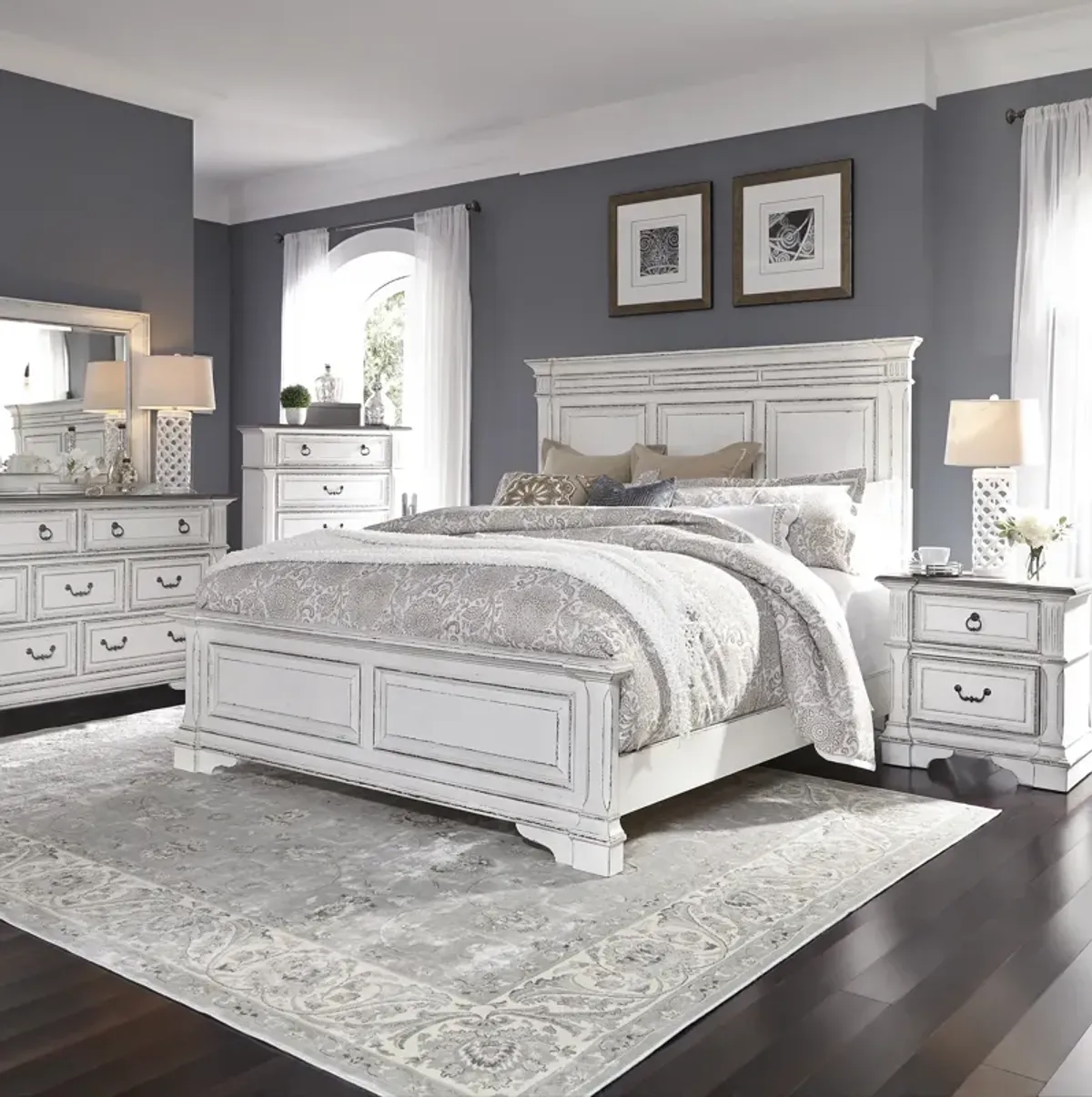 Liberty Furniture Complete King Bedroom Set Panel Bed, Dresser, Mirror, Chest & Nightstand Abbey Park