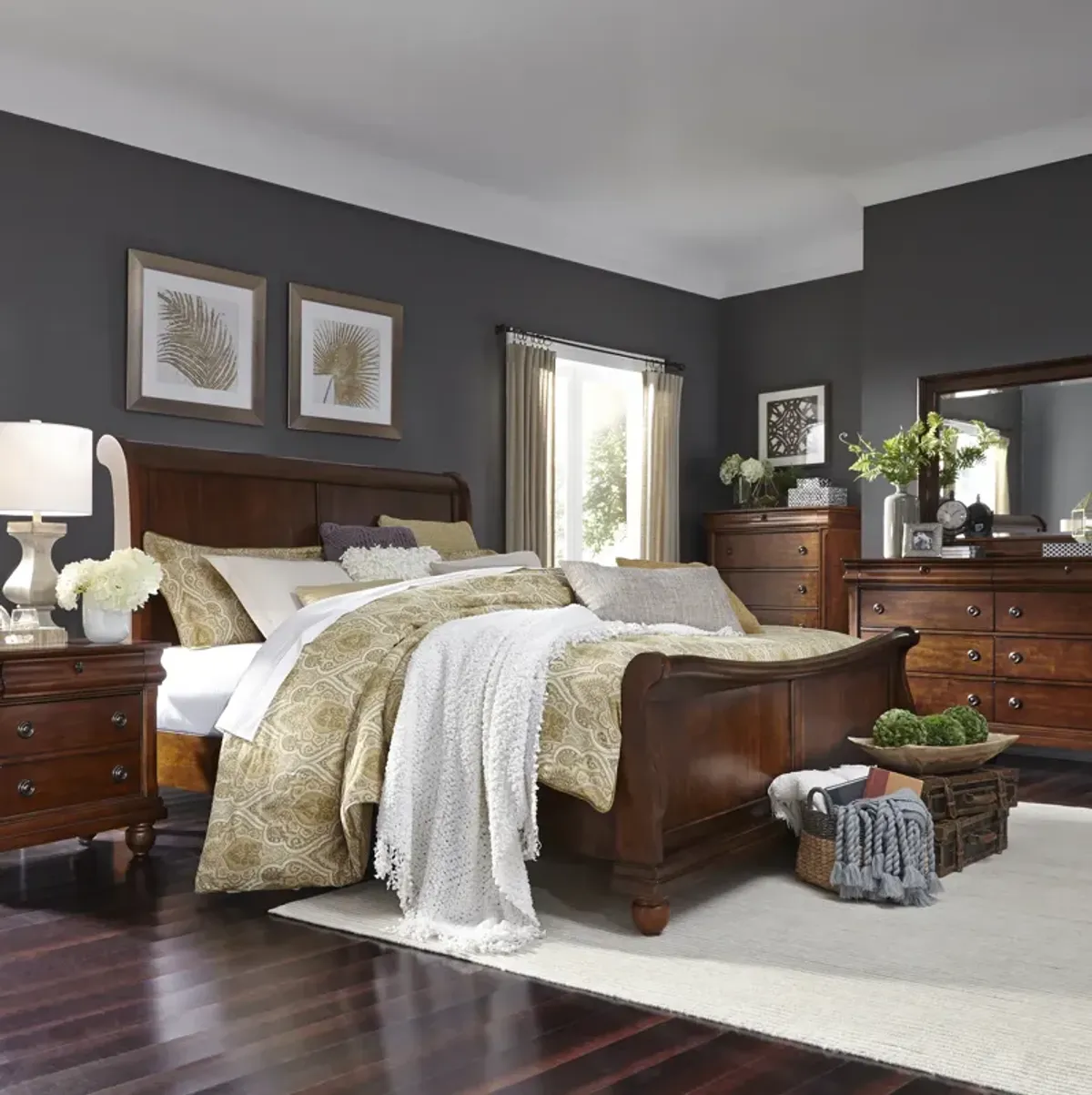 Liberty Furniture Complete King Bedroom Set Sleigh Bed, Dresser, Mirror, Chest & Nightstand Rustic Traditions