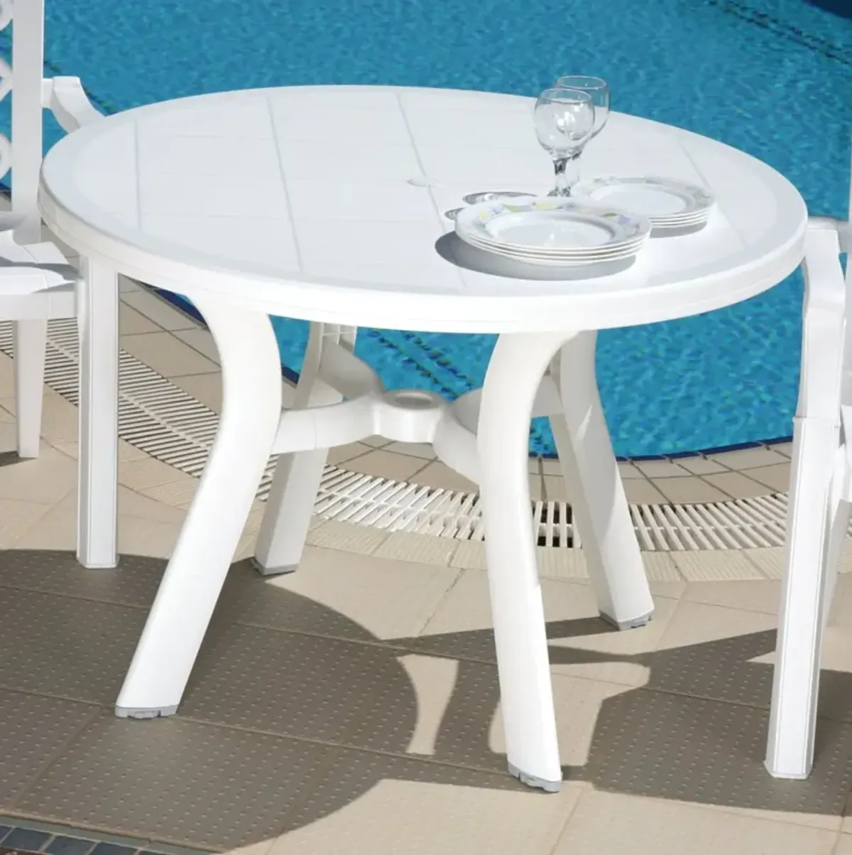 Compamia 42 Inch Truva Resin Round Outdoor Dining Table White