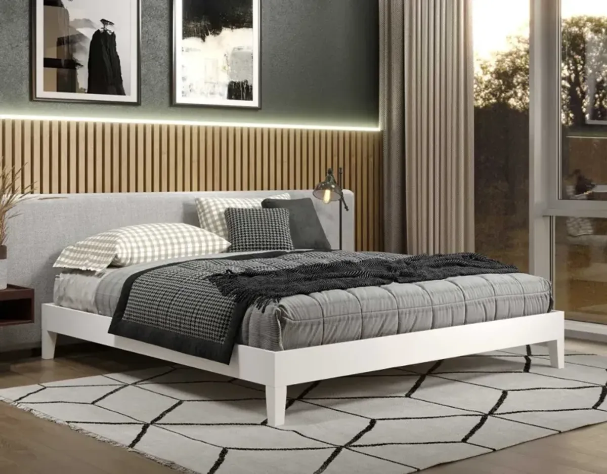 Steve Silver Nix King Platform Bed White