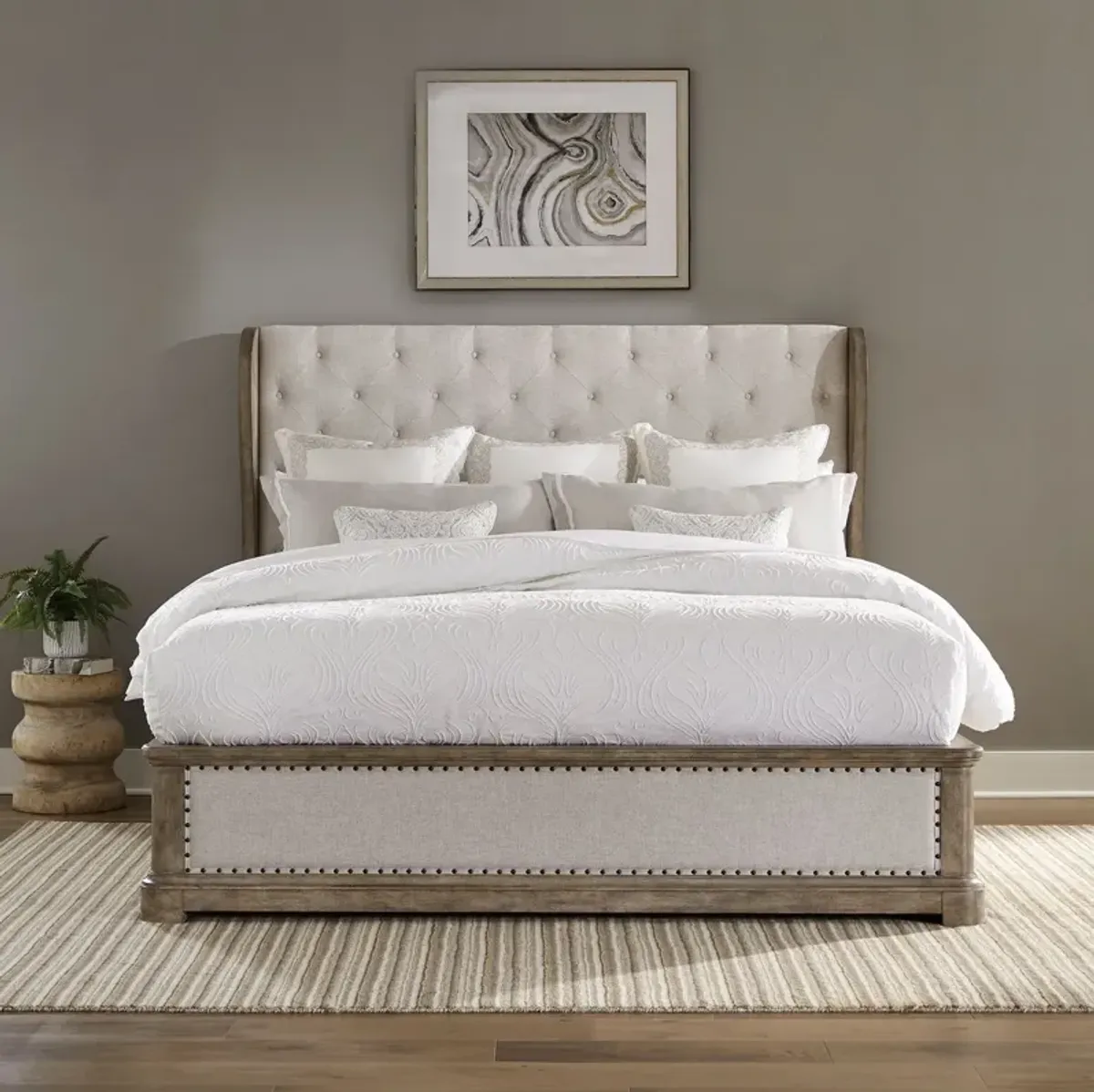 Liberty Furniture Town & Country Cream/Dusty Taupe Queen Upholstered Shelter Bed