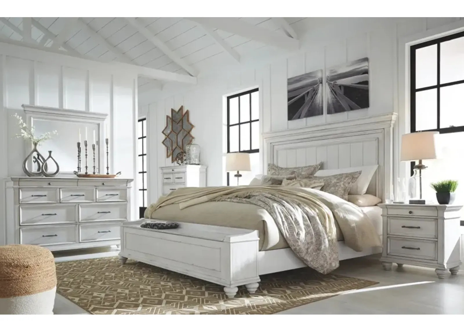 KANWYN KING PANEL BED WITH STORAGE BENCH WHITEWASH BENCHCRAFT