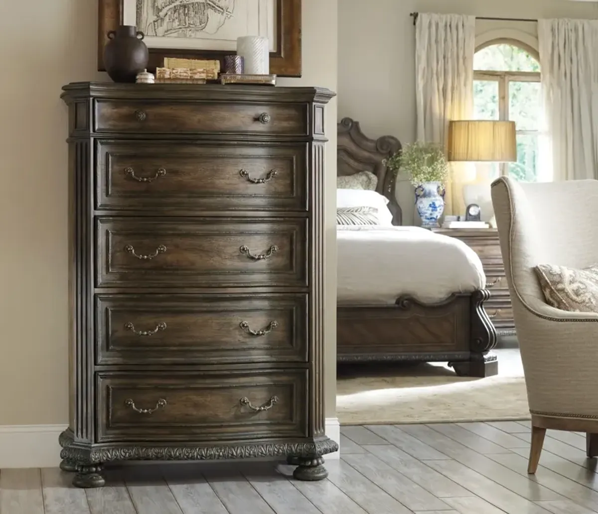 Hooker Furniture Rhapsody 5-Drawer Chest