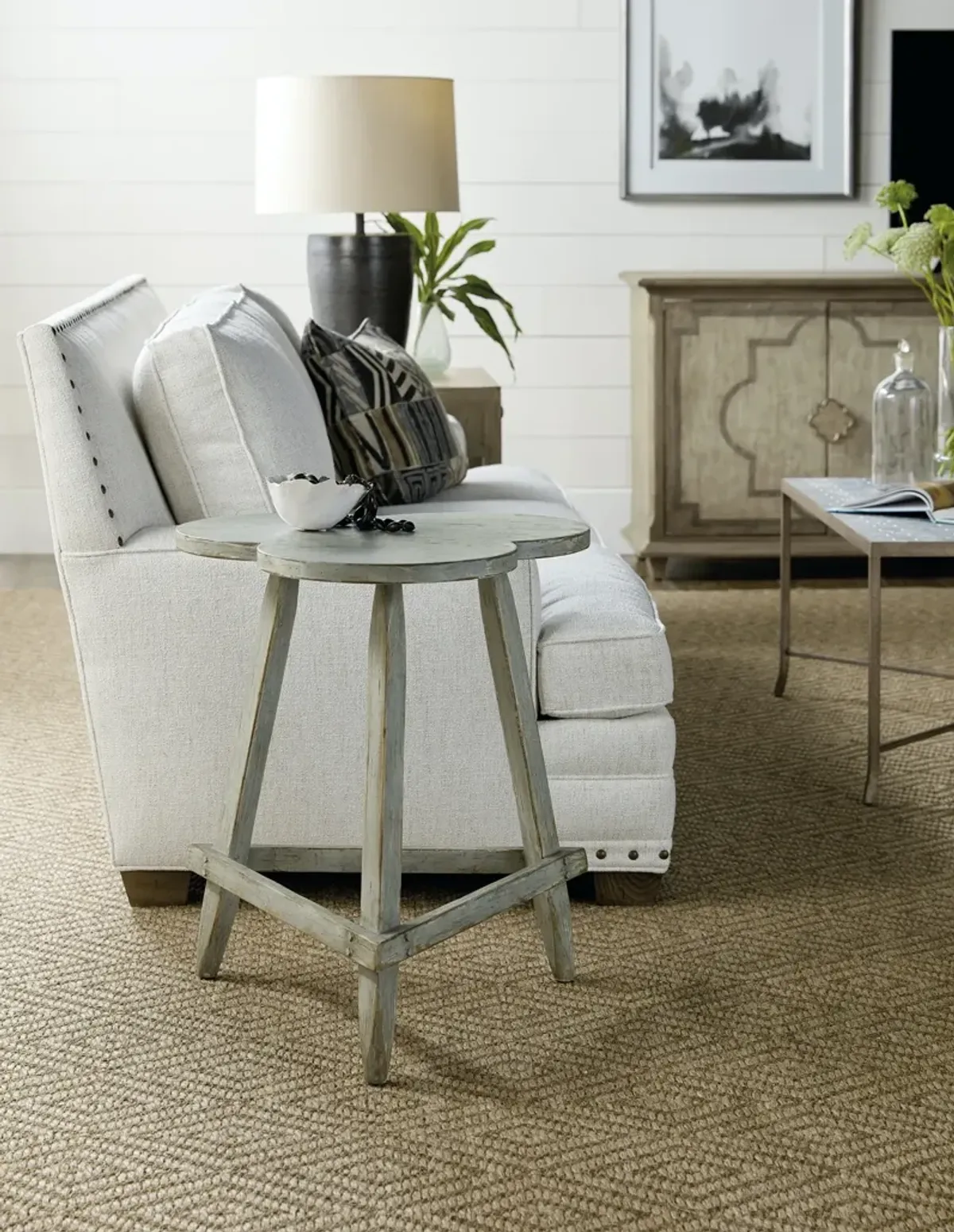 ALFRESCO TRIFOGLIO ACCENT TABLE