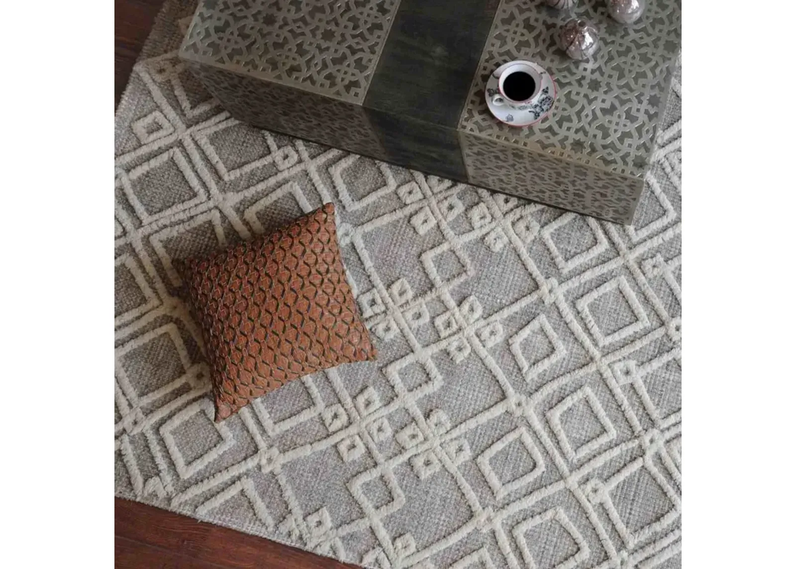 SIEANO GRAY-IVORY 9 X 12 RUG