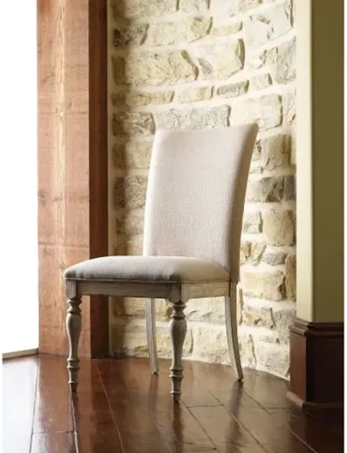 Kincaid Weatherford Cornsilk Tasman Upholstered Chair