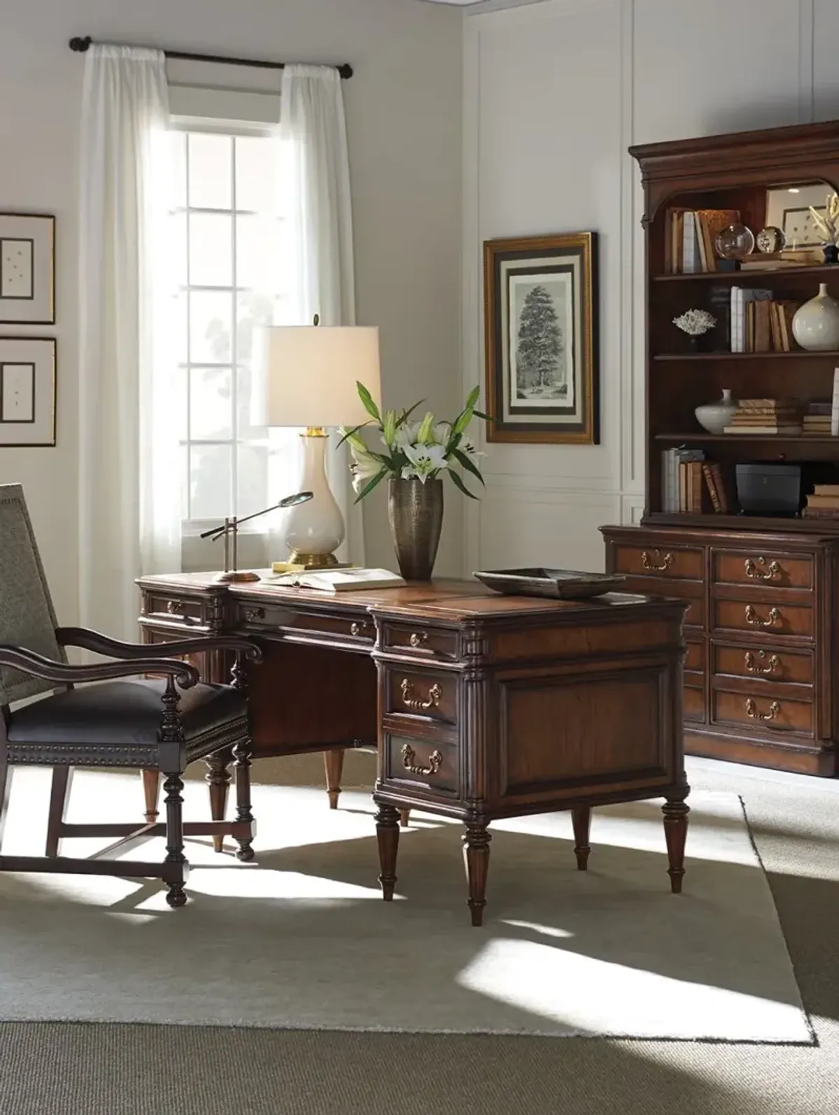 Sligh by Lexington Richmond Hill Wesley Desk